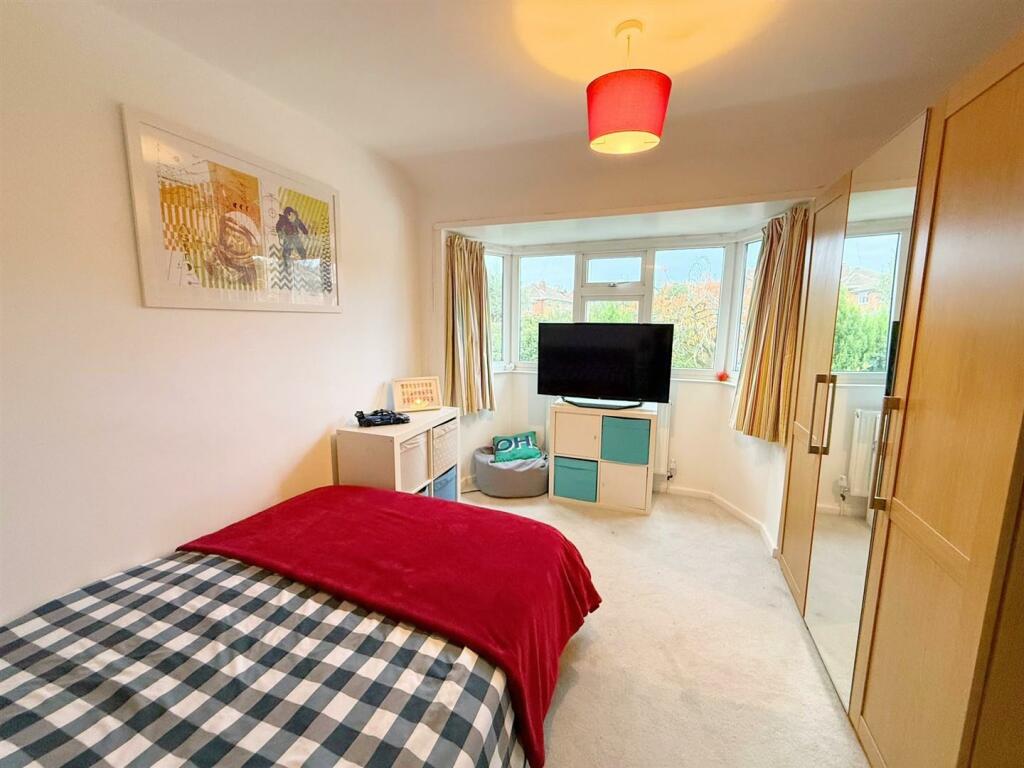 Additional property image - Sara Close, Four Oaks, Sutton Coldfield