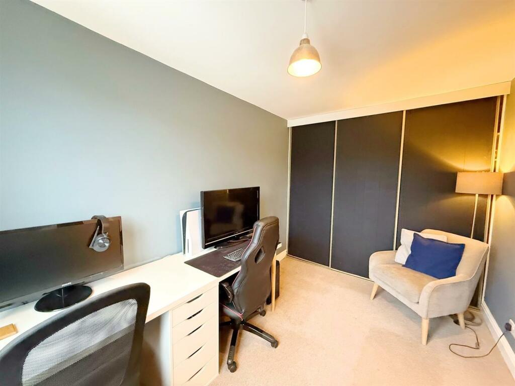 Additional property image - Sara Close, Four Oaks, Sutton Coldfield
