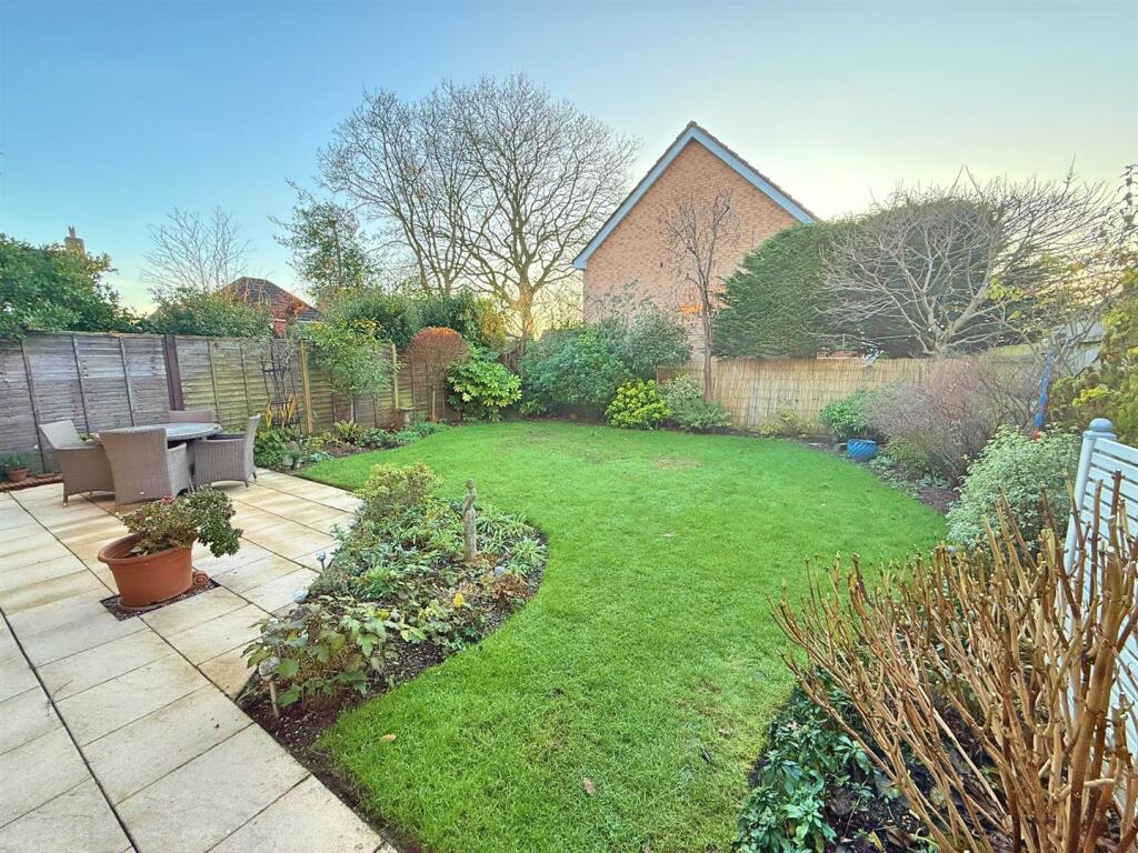 Additional property image - Bodicote Grove, Four Oaks, Sutton Coldfield