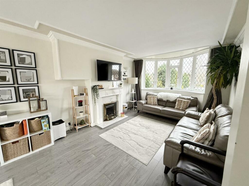 Additional property image - Rowton Drive, Streetly, Sutton Coldfield