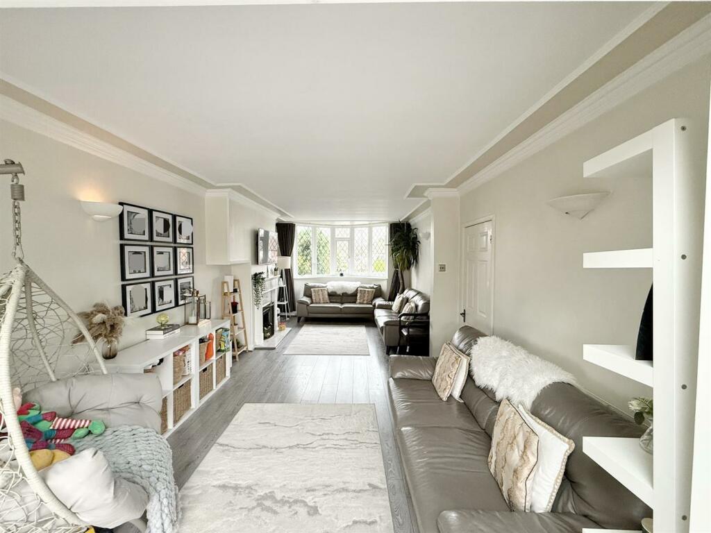 Additional property image - Rowton Drive, Streetly, Sutton Coldfield