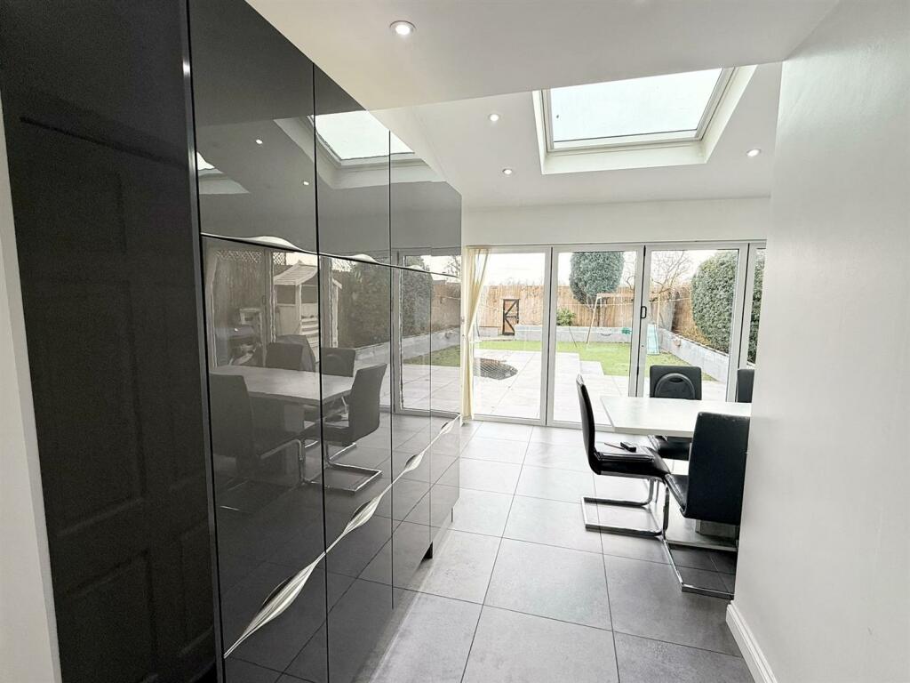 Additional property image - Rowton Drive, Streetly, Sutton Coldfield