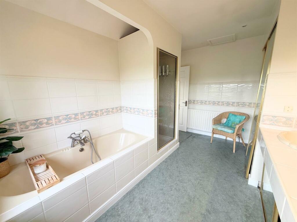 Additional property image - Rowton Drive, Streetly, Sutton Coldfield