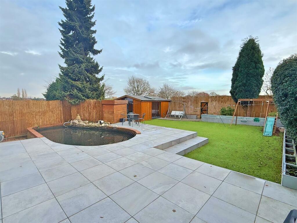 Additional property image - Rowton Drive, Streetly, Sutton Coldfield