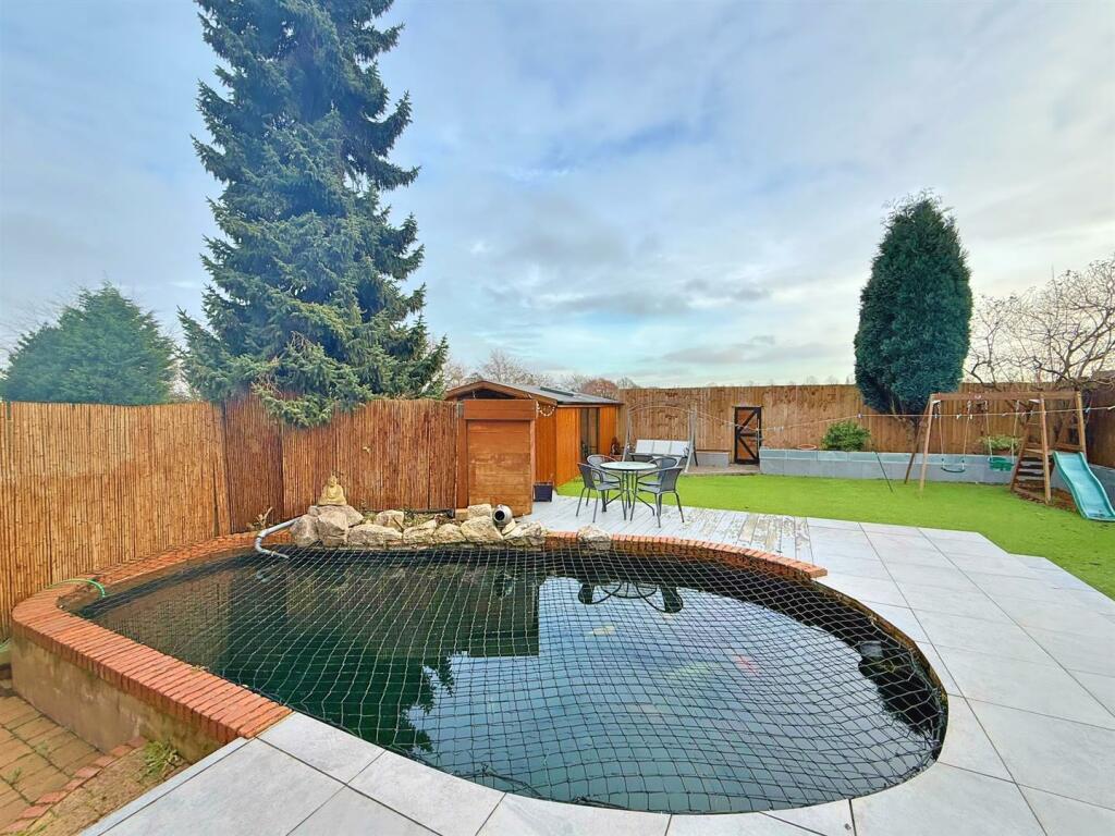 Additional property image - Rowton Drive, Streetly, Sutton Coldfield