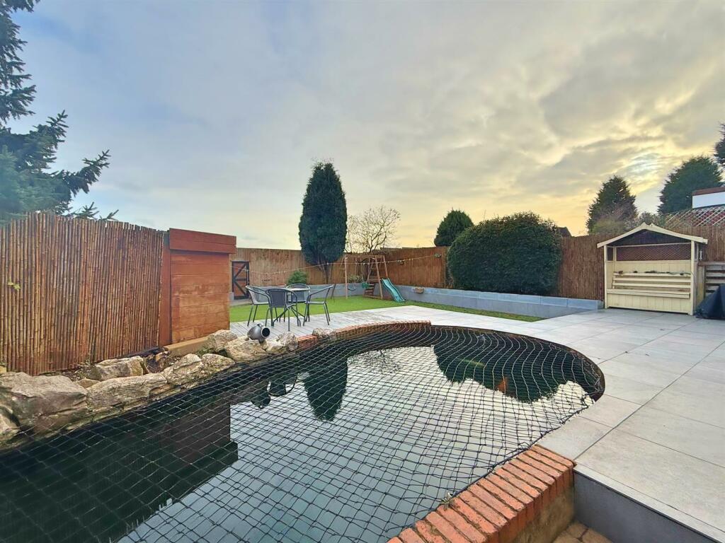 Additional property image - Rowton Drive, Streetly, Sutton Coldfield