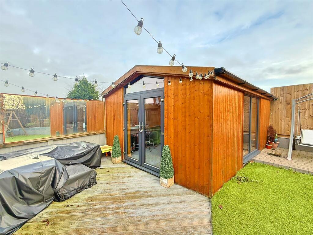 Additional property image - Rowton Drive, Streetly, Sutton Coldfield