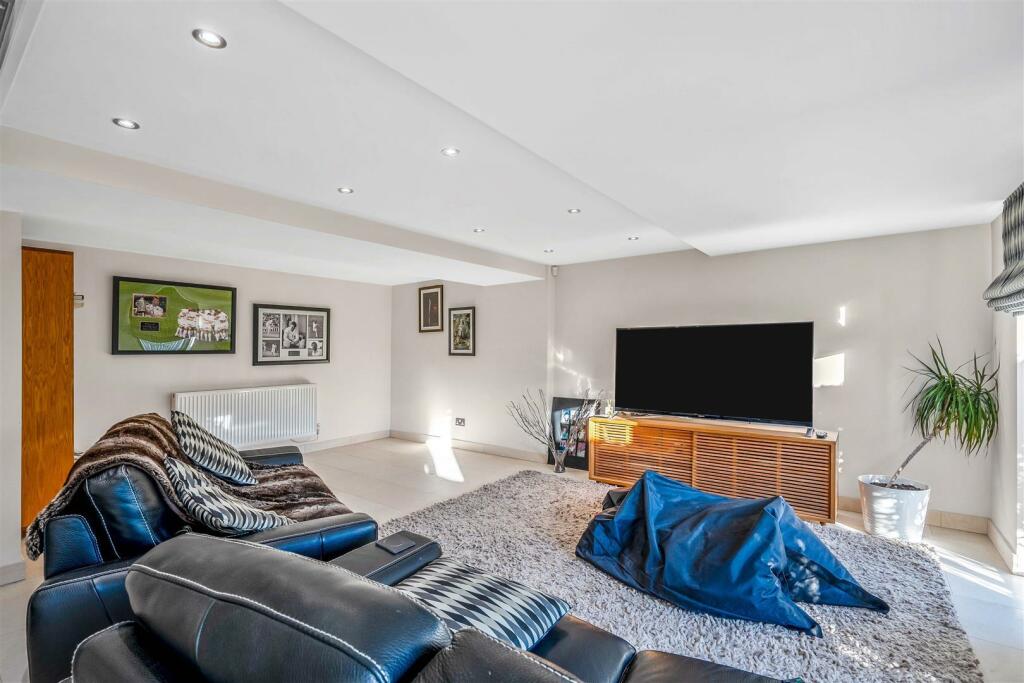 Additional property image - The Moorlands, Four Oaks Park, Sutton Coldfield