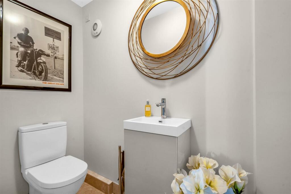 Additional property image - The Moorlands, Four Oaks Park, Sutton Coldfield