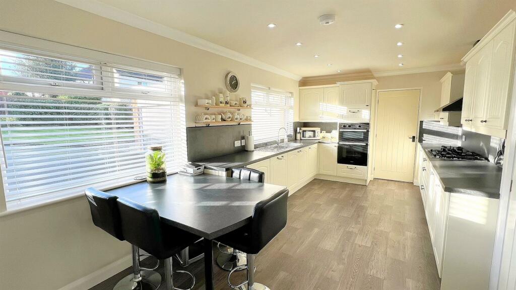 Additional property image - Farncote Drive, Four Oaks, Sutton Coldfield