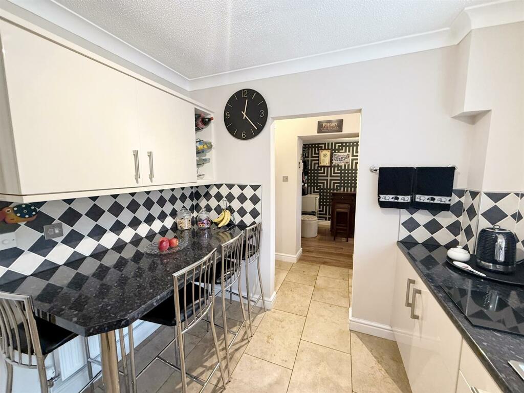Additional property image - Shelley Drive, Streetly, Sutton Coldfield
