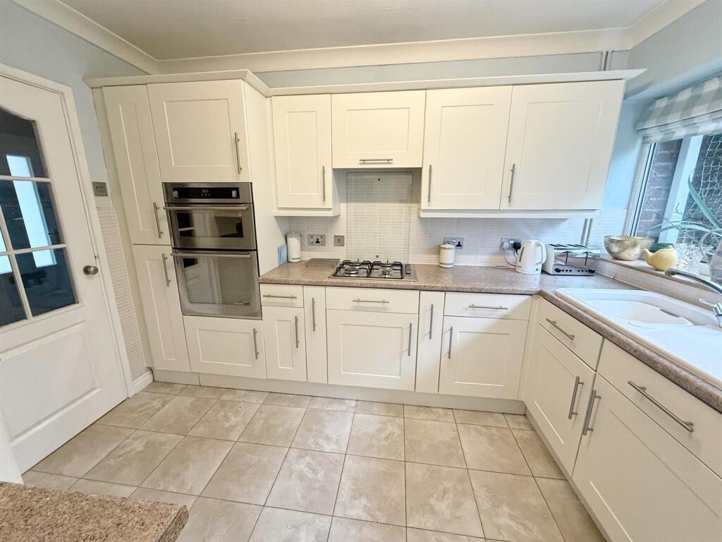 Additional property image - Hundred Acre Road, Streetly, Sutton Coldfield