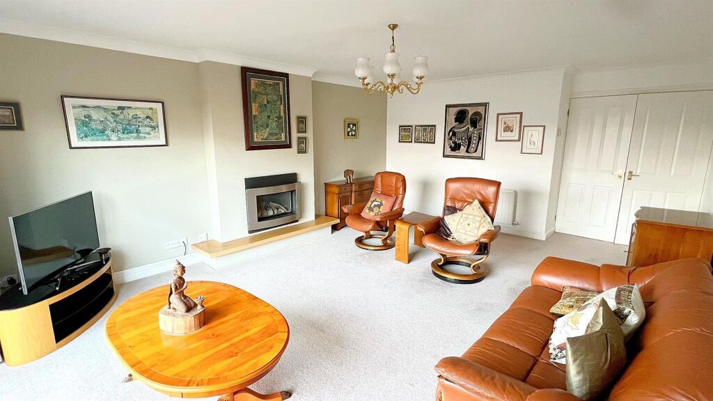 Additional property image - Welford Grove, Four Oaks, Sutton Coldfield