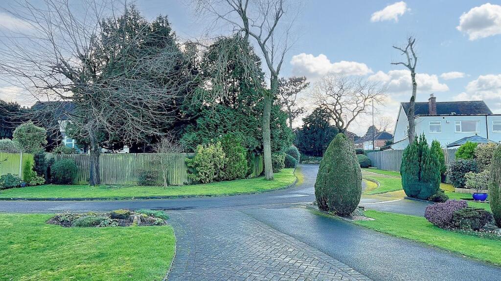 Additional property image - Welford Grove, Four Oaks, Sutton Coldfield