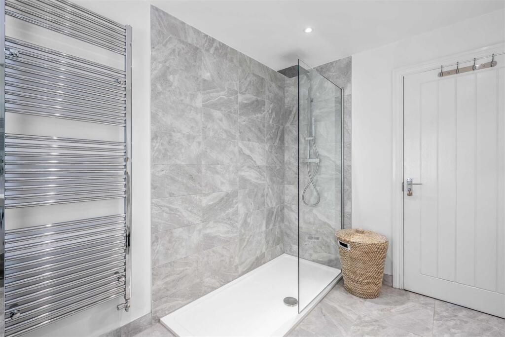Additional property image - Streetly Crescent, Four Oaks, Sutton Coldfield
