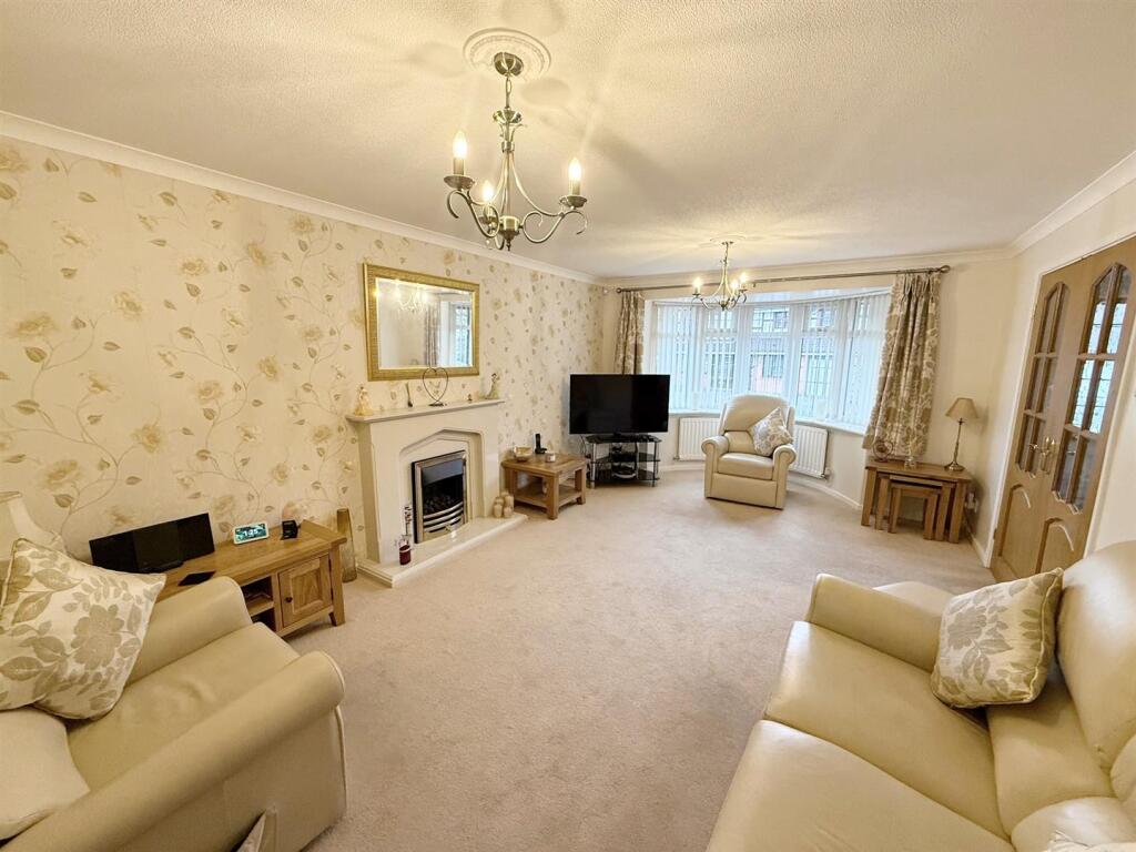 Additional property image - Chestnut Close, Streetly, Sutton Coldfield