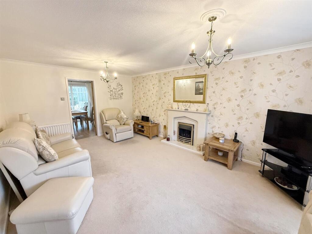 Additional property image - Chestnut Close, Streetly, Sutton Coldfield