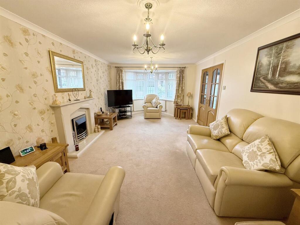 Additional property image - Chestnut Close, Streetly, Sutton Coldfield