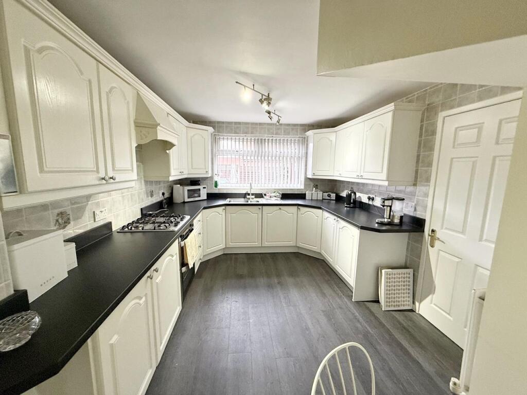 Additional property image - Chestnut Close, Streetly, Sutton Coldfield