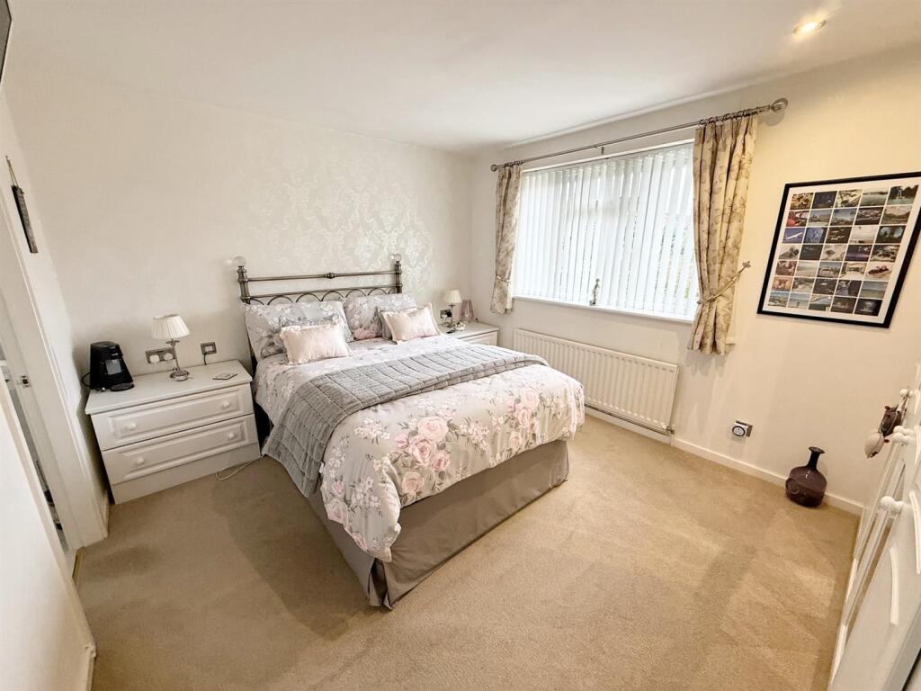 Additional property image - Chestnut Close, Streetly, Sutton Coldfield