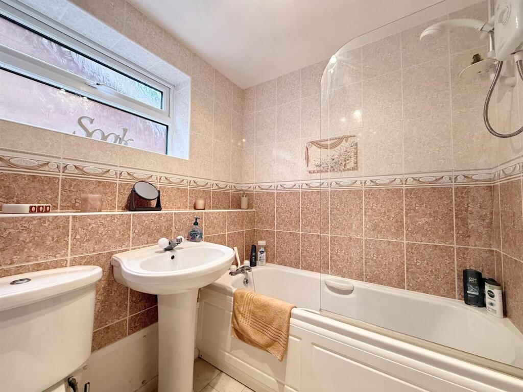 Additional property image - Chestnut Close, Streetly, Sutton Coldfield