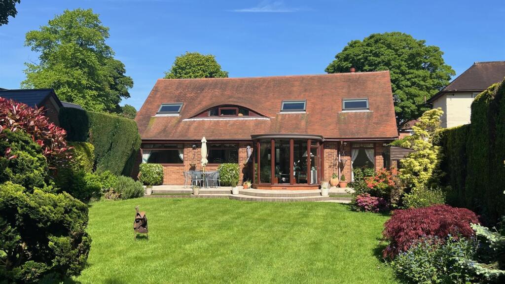Additional property image - Middleton Road, Streetly, Sutton Coldfield