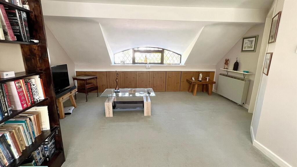 Additional property image - Middleton Road, Streetly, Sutton Coldfield