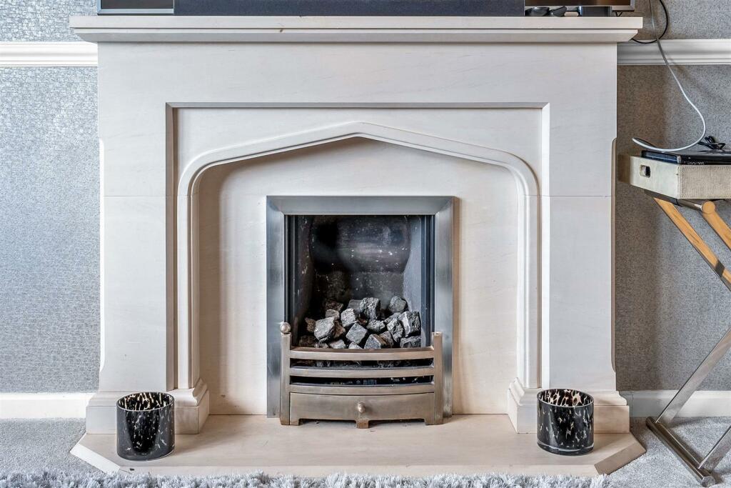 Additional property image - Carlton Avenue, Streetly, Sutton Coldfield
