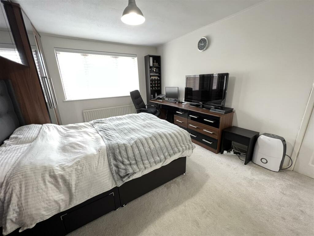 4 bedroom detached house for sale in Himley Close, Great Barr