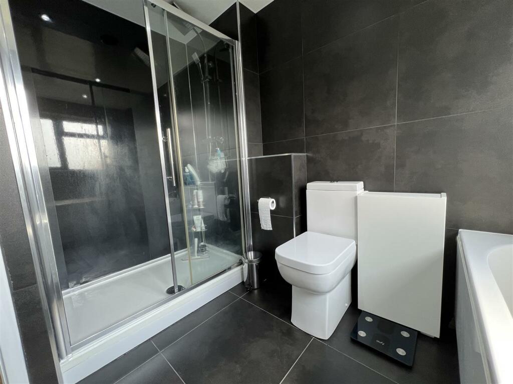 4 bedroom detached house for sale in Himley Close, Great Barr