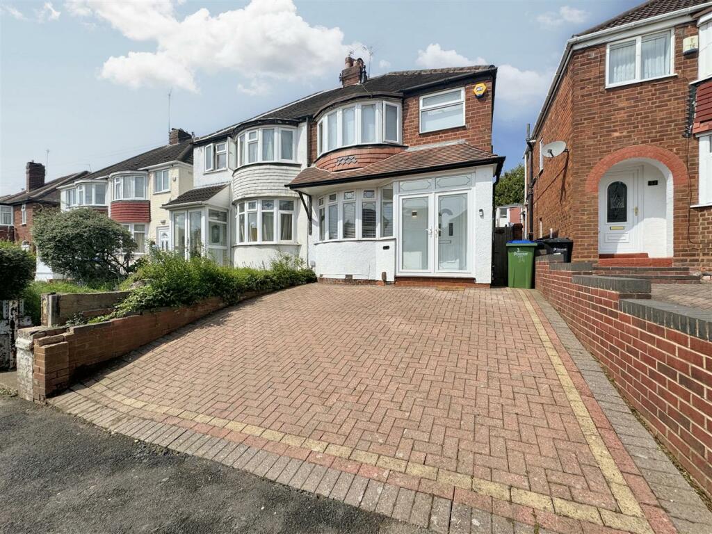 3 bedroom semidetached house for sale in Appleton Avenue, Great Barr
