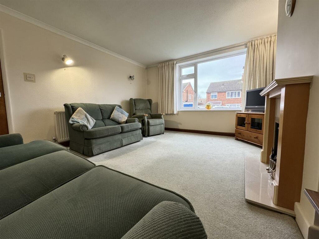 Additional property image - Peveril Way, Great Barr, Birmingham