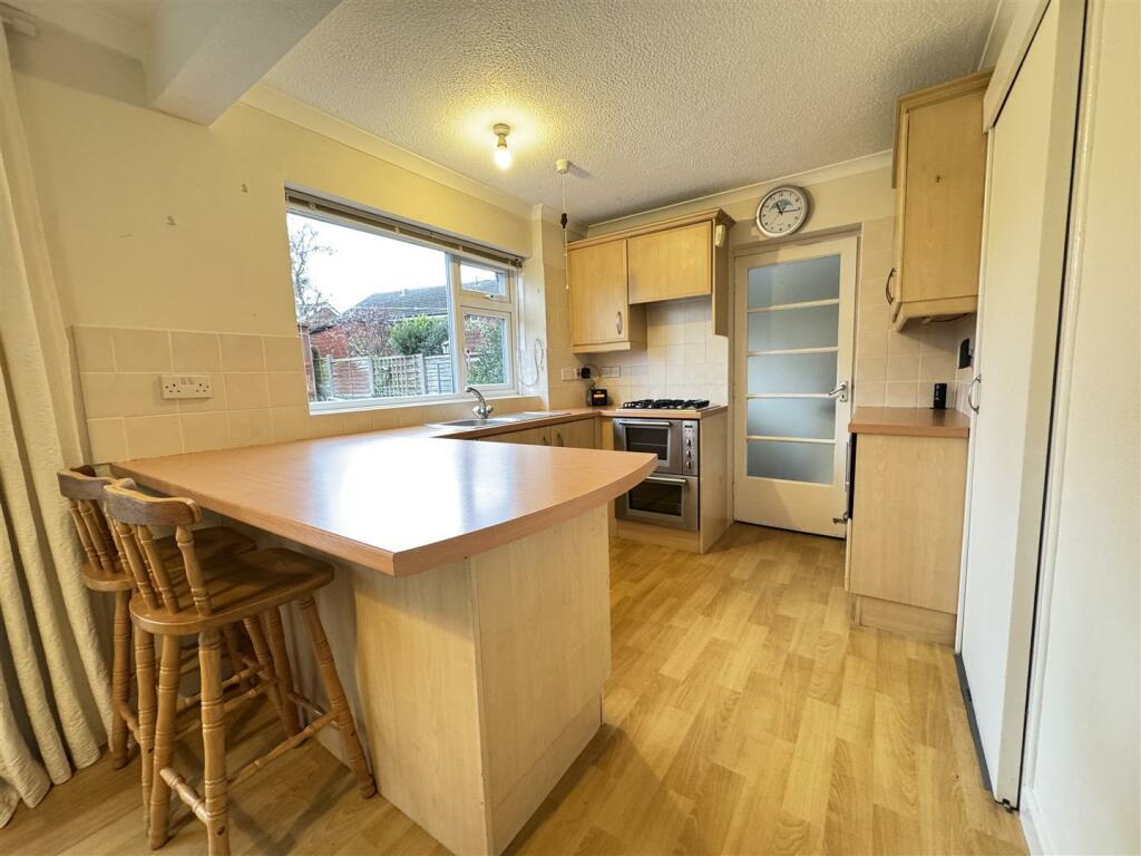Additional property image - Peveril Way, Great Barr, Birmingham