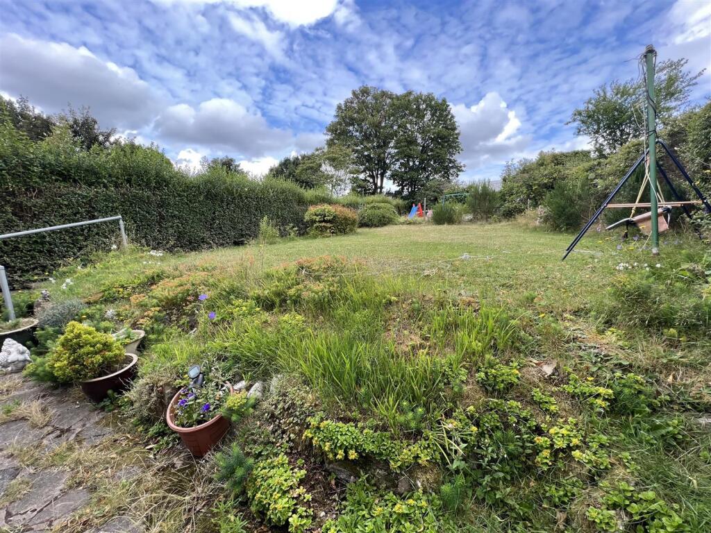 Additional property image - Hill Crest Grove, Kingstanding, Birmingham