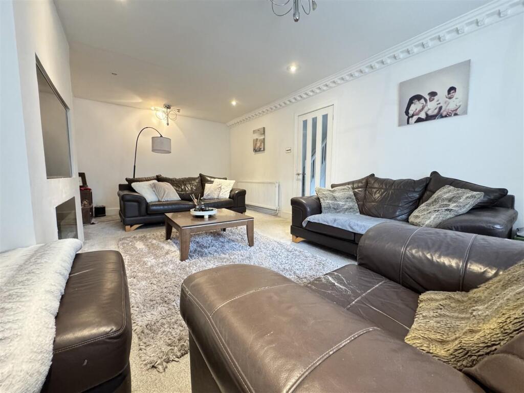 Additional property image - Elmbank Grove, Handsworth Wood, Birmingham