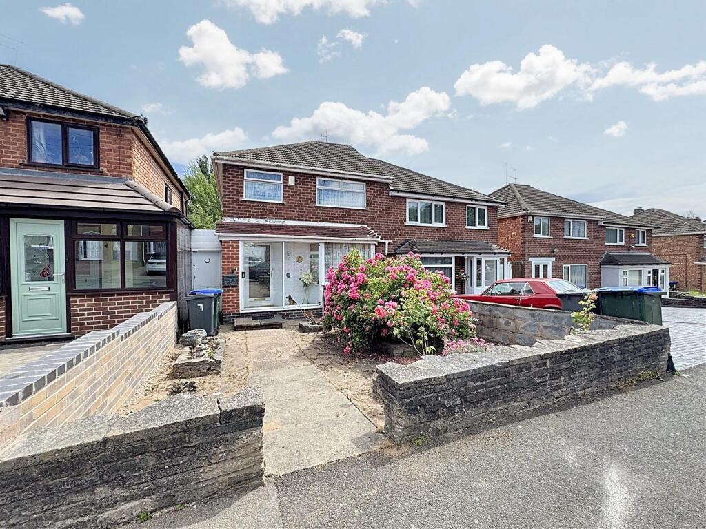 Main image of property: Farnham Close, Great Barr, Birmingham