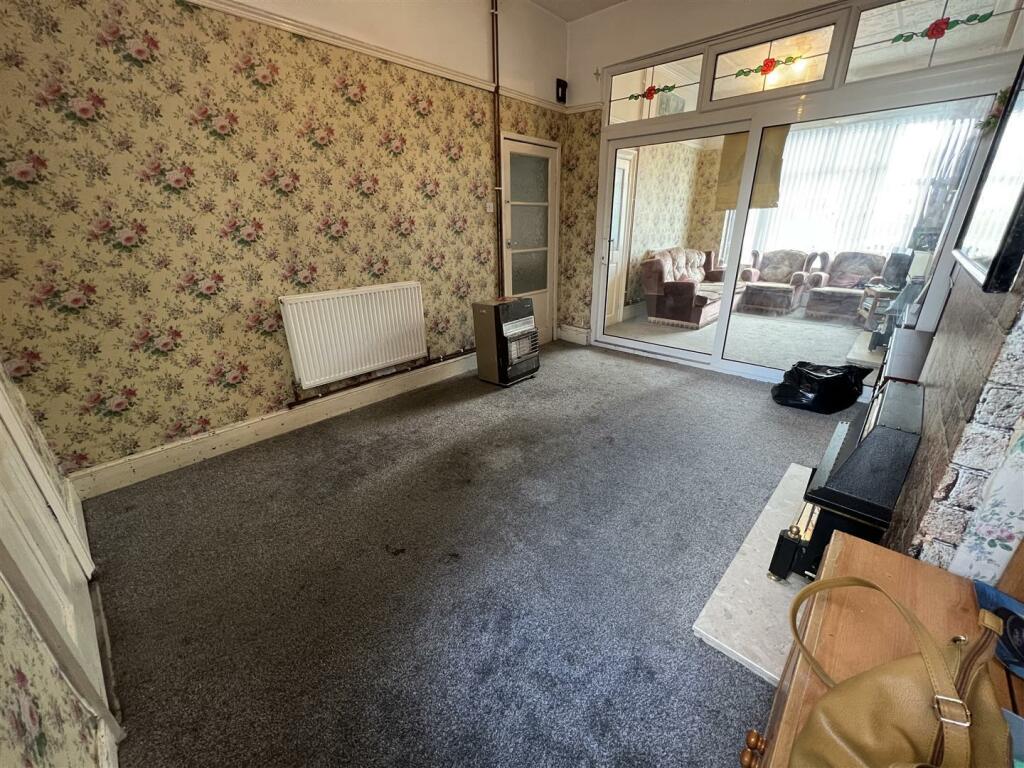 3 bedroom terraced house for sale in Farcroft Avenue, Handsworth