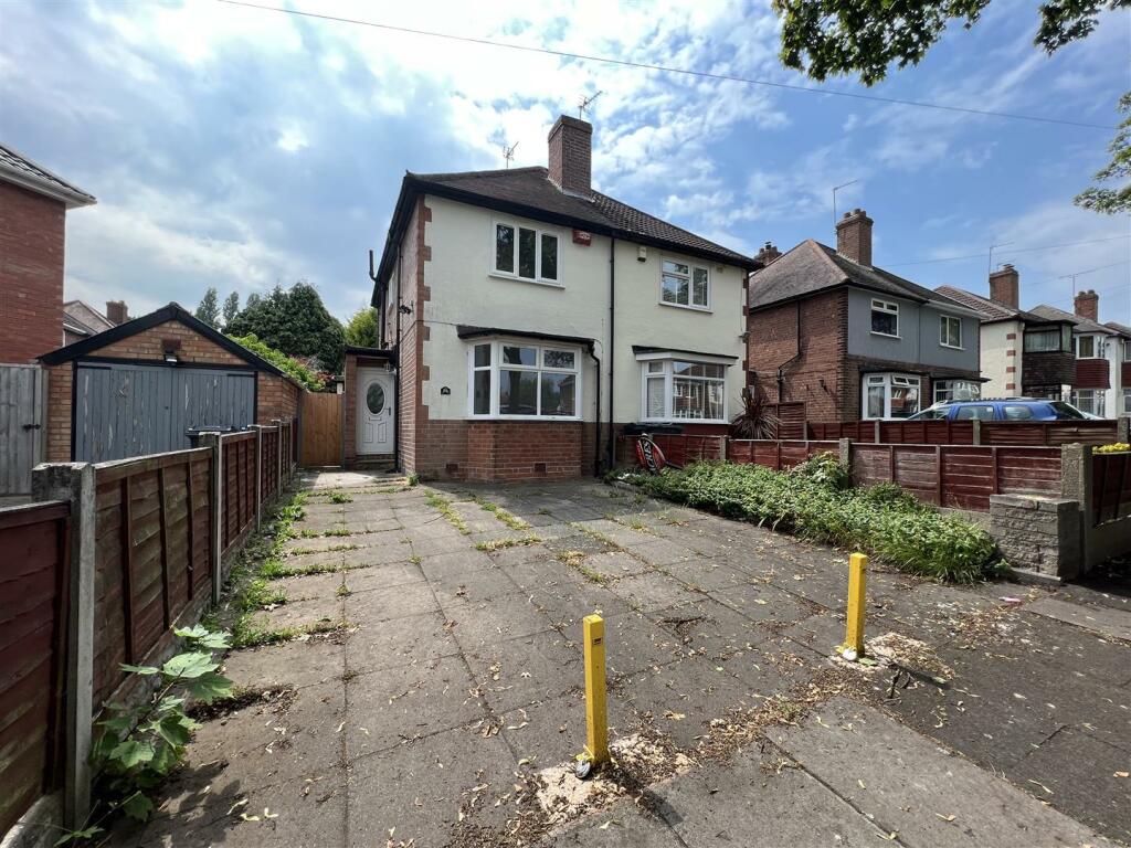 2 bedroom semidetached house for sale in Foden Road, Great Barr