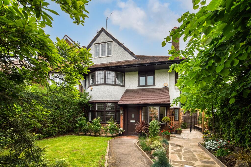 Main image of property: Great North Road, Highgate, N6