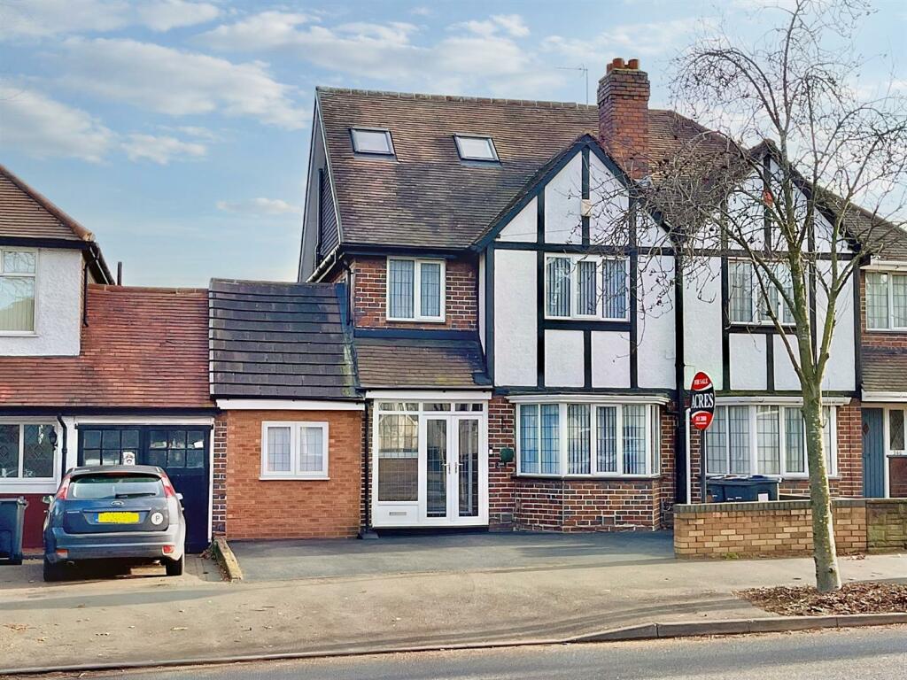 4 bedroom semidetached house for sale in Holly Lane, Erdington
