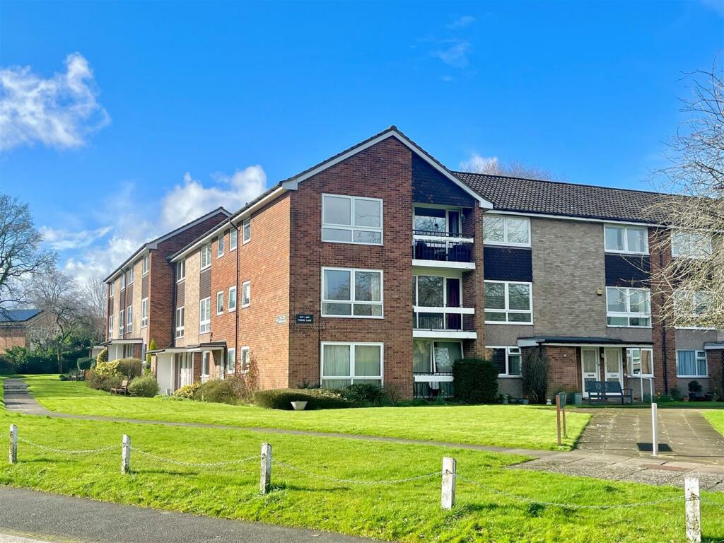 2 bedroom duplex for sale in Penns Lane, Walmley, Sutton Coldfield, B76