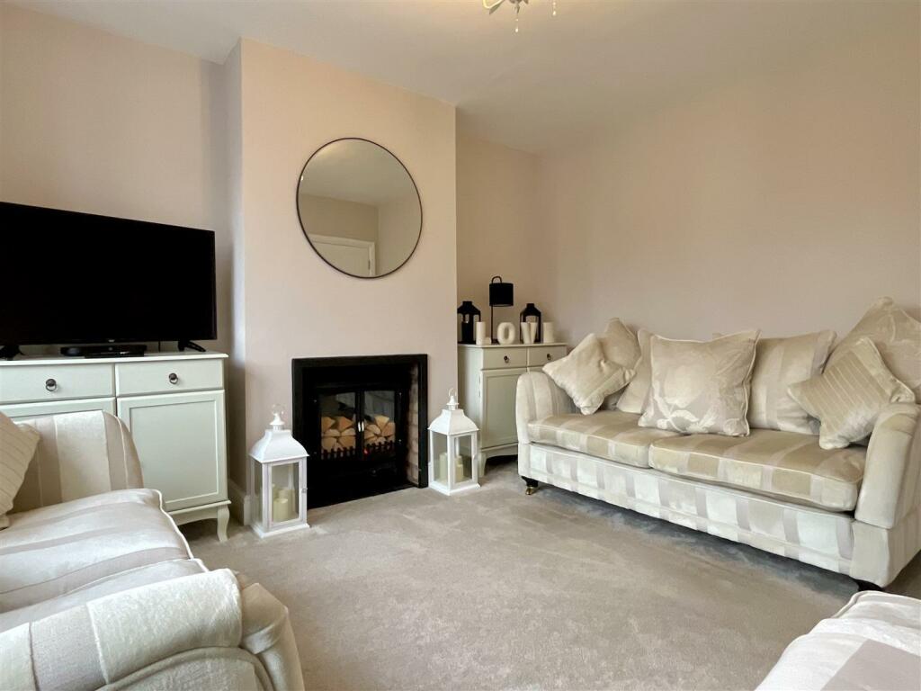 Additional property image - Woodacre Road, Birmingham