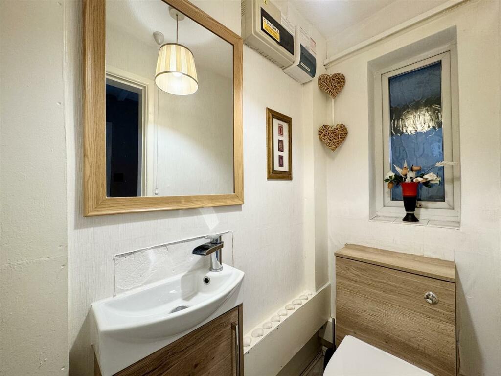 Additional property image - Oak Farm Close, Sutton Coldfield