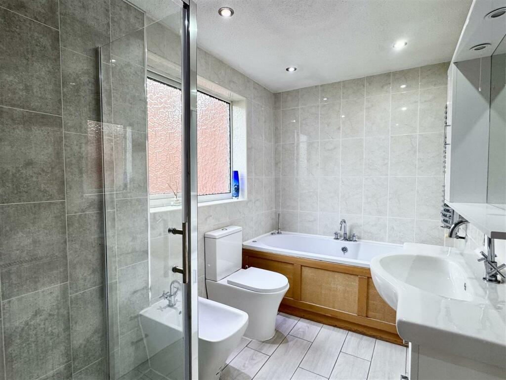 Additional property image - Oak Farm Close, Sutton Coldfield