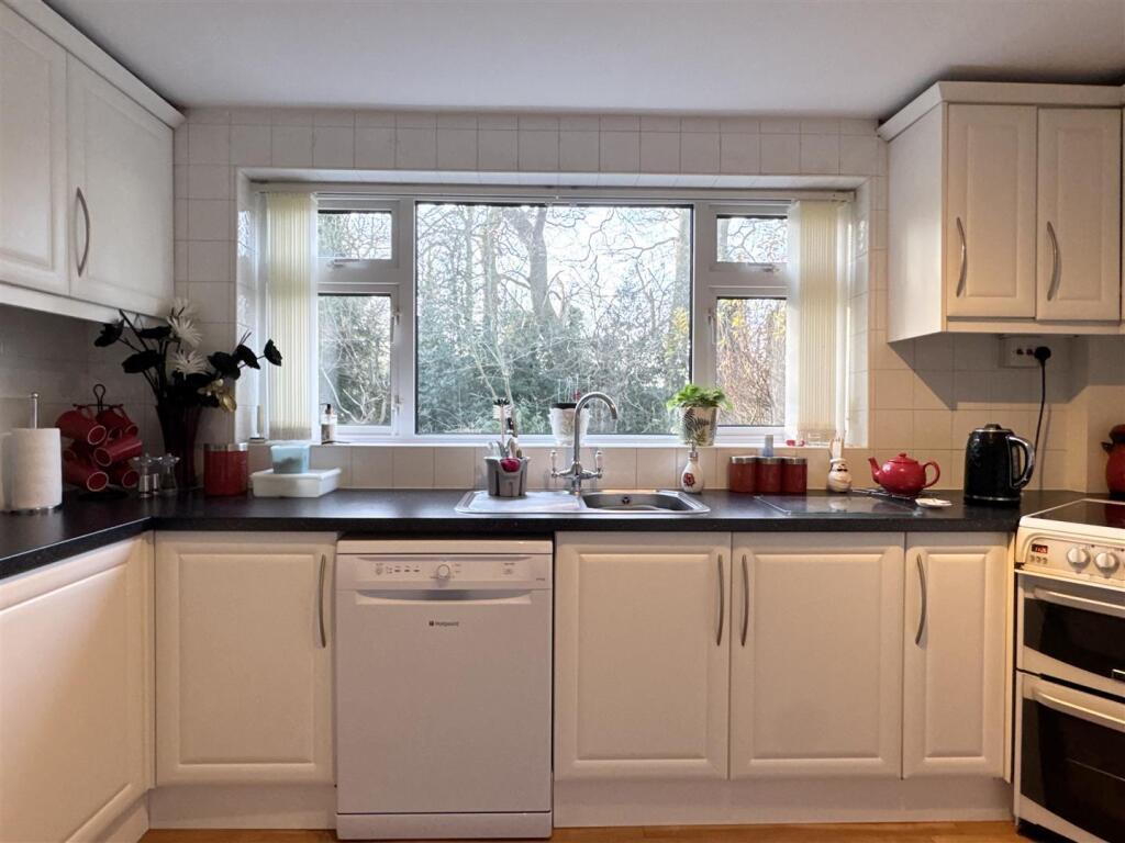 Additional property image - Alder Close, Walmley, Sutton Coldfield