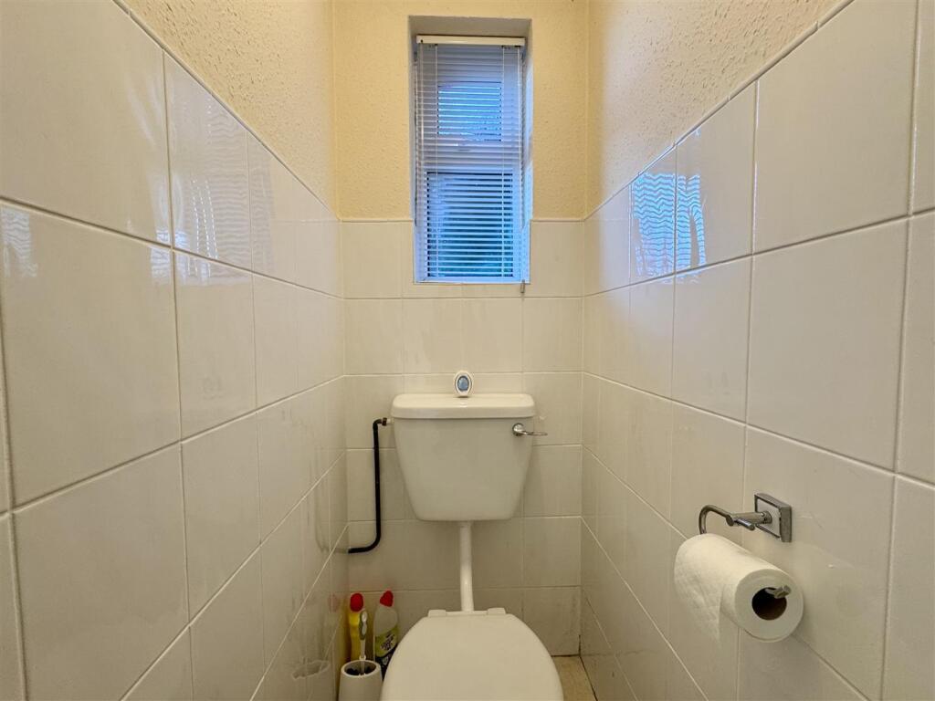 Additional property image - Alder Close, Walmley, Sutton Coldfield