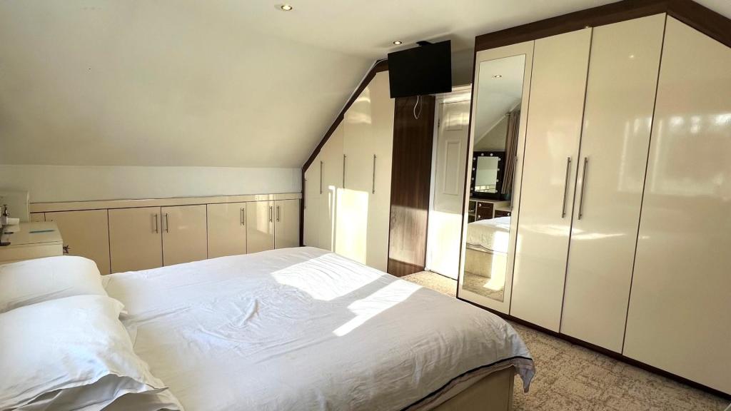 7 bedroom detached house for sale in Pilkington Avenue, Sutton Coldfield, B72