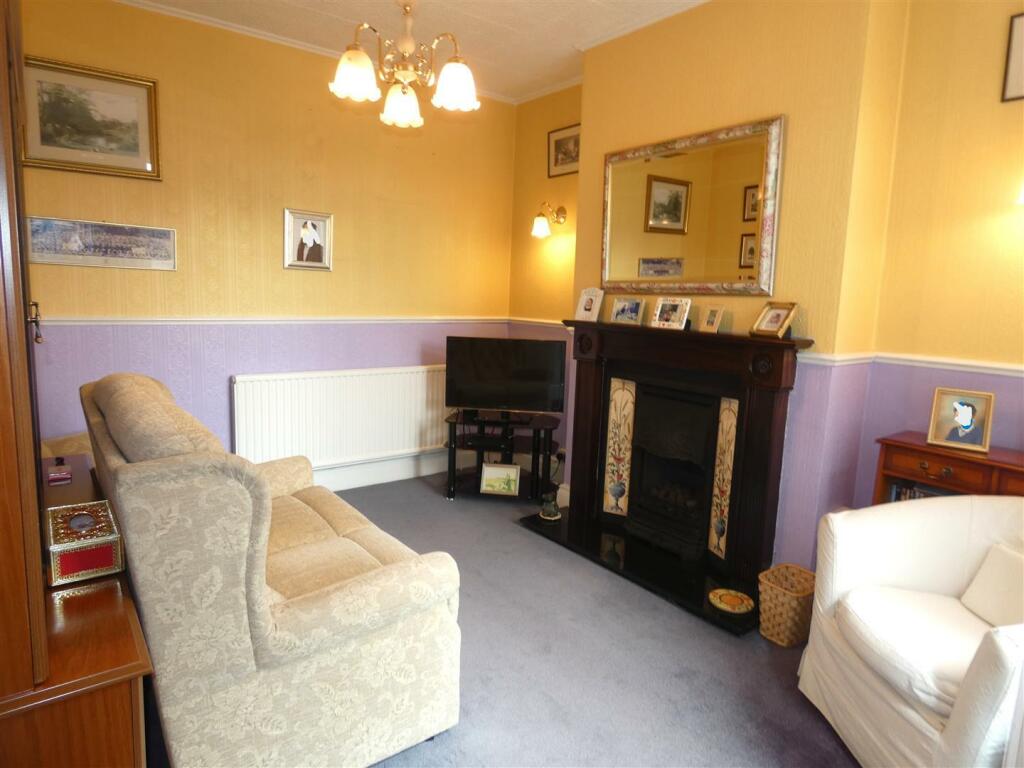 4 bedroom terraced house for sale in Rectory Road, Sutton Coldfield, B75