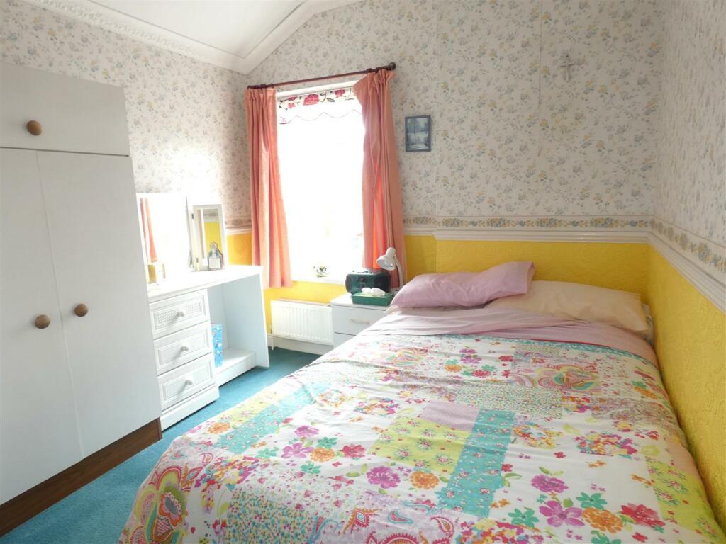 4 bedroom terraced house for sale in Rectory Road, Sutton Coldfield, B75