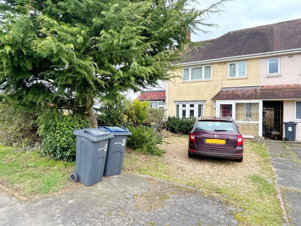 3 bedroom terraced house for sale in Carhampton Road, Sutton Coldfield, B75